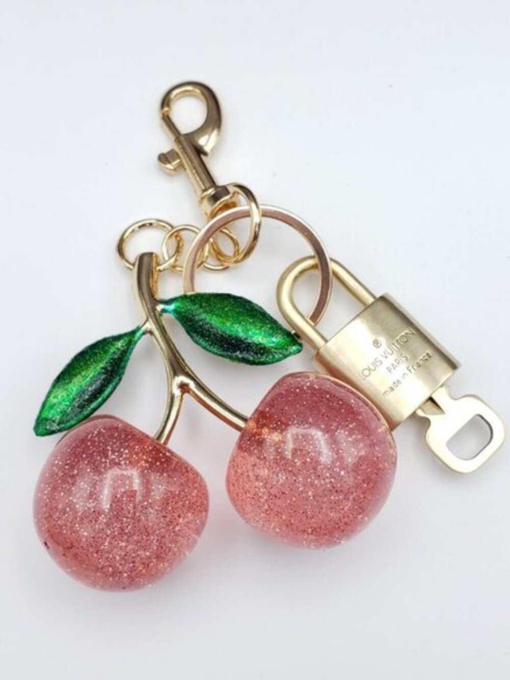 LV Gold Padlock & Key 🔒 Authentic Louis Vuitton Bag Unbranded Apple Charm - Picture 7 of 11